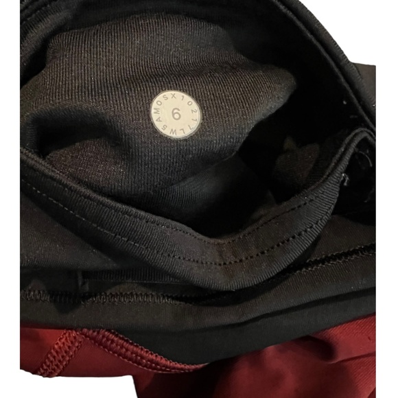 Lululemon Rust & Black Leggings w/Side Mesh Detail - Like New Condition! - Picture 2 of 5